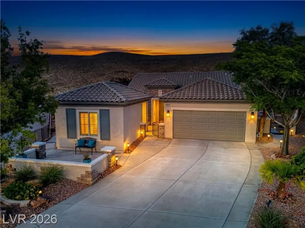 Property Slideshow image 1 of 66 | 2054 pepperell ave, Henderson, NV, 89044