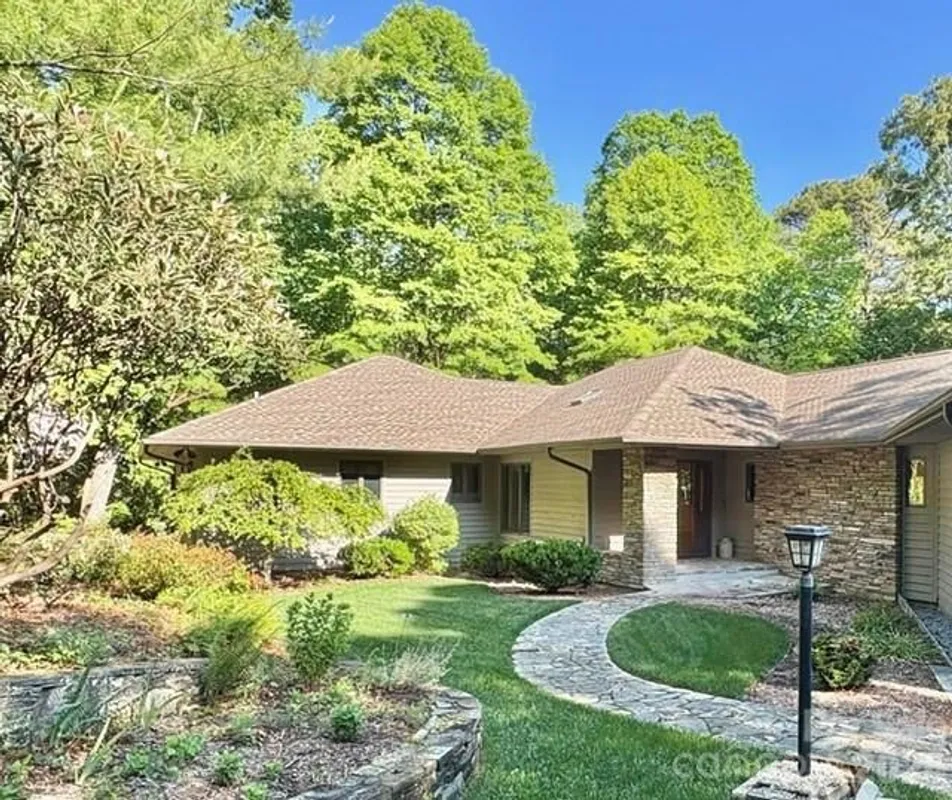 Property Slideshow image 1 of 40 | 100 elmridge dr, Flat Rock, NC, 28731