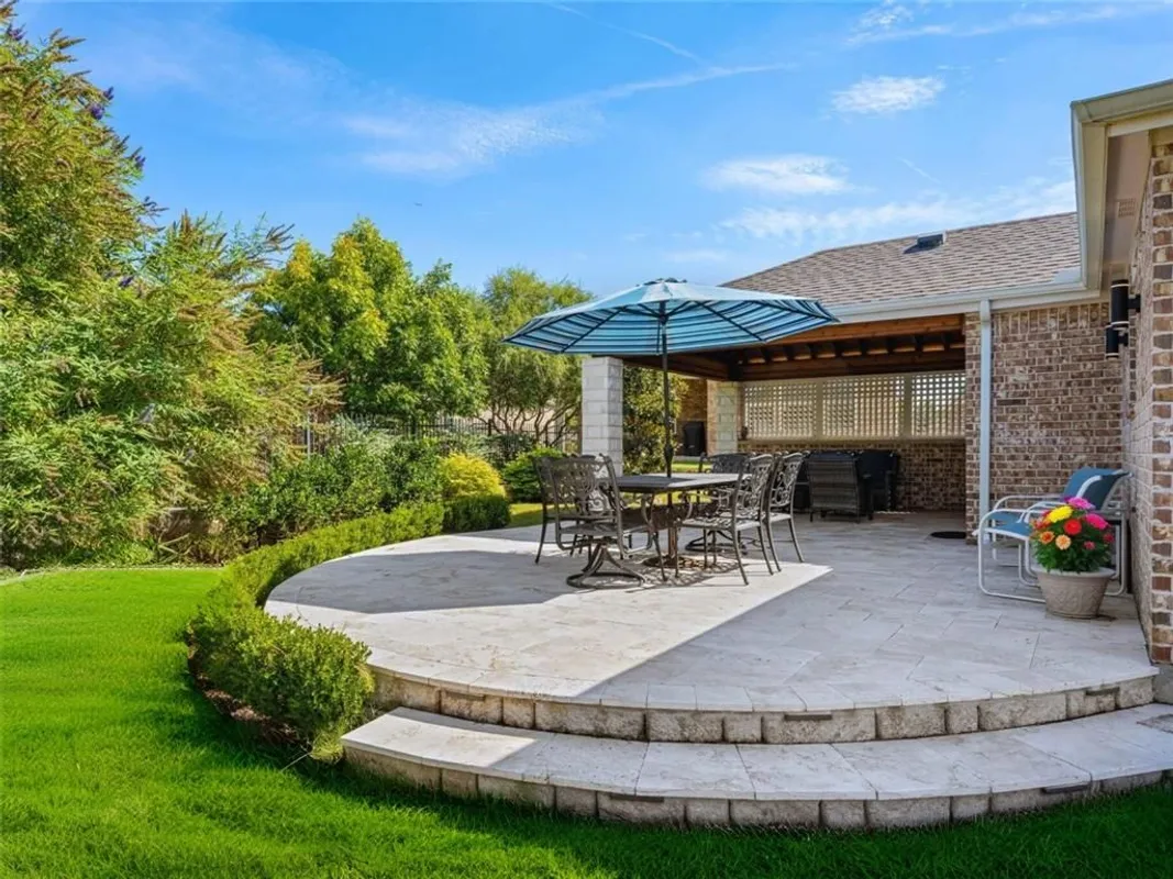 Property Slideshow image 1 of 39 | 7616 gulf breeze ln, Frisco, TX, 75036