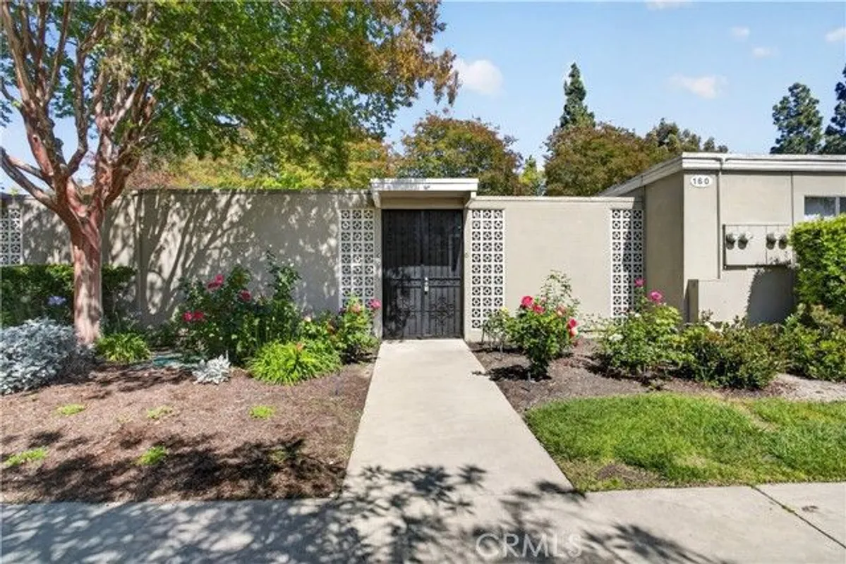 Property Slideshow image 1 of 45 | 160 avenida majorca c, Laguna Woods, CA, 92637