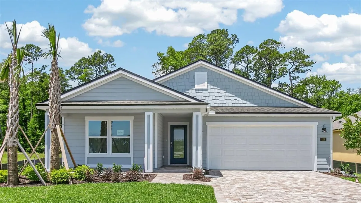Property Slideshow image 1 of 60 | 129 greenwood dr, Palm Coast, FL, 32137