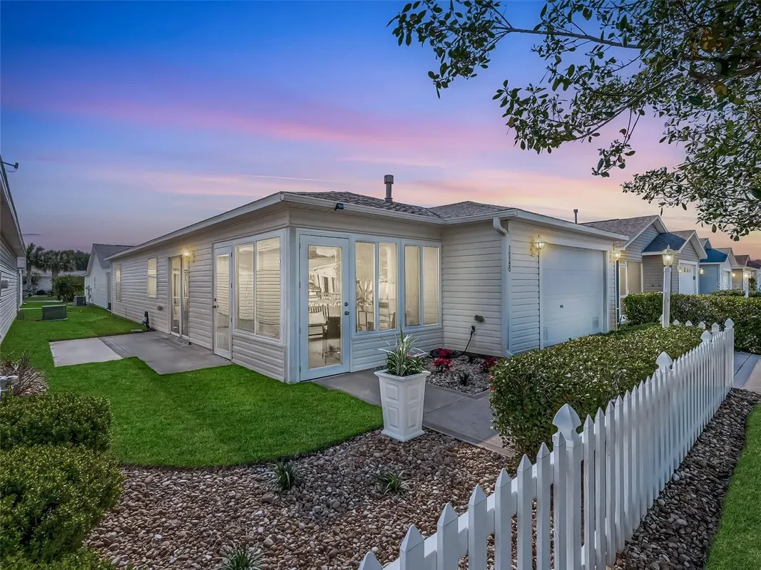 Property Slideshow image 1 of 40 | 1245 jonesville ter, The Villages, FL, 32162