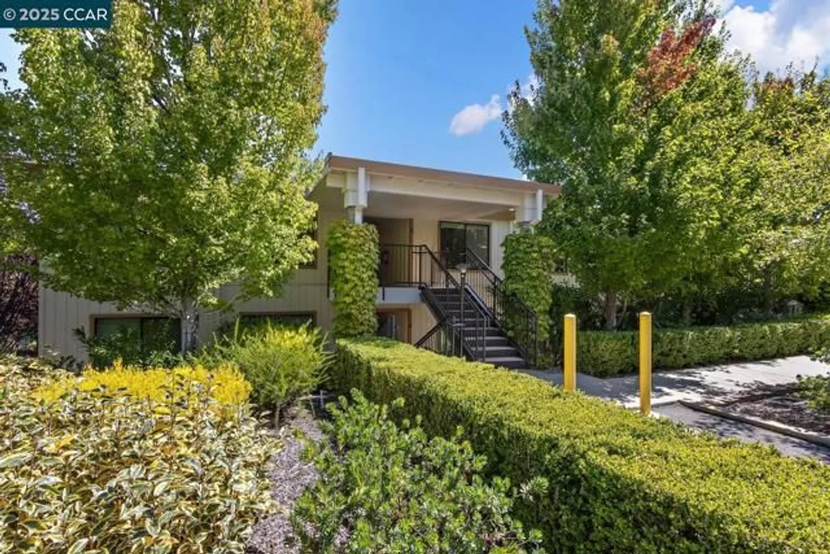 Property Slideshow image 1 of 60 | 1209 running springs rd apt 3, Walnut Creek, CA, 94595