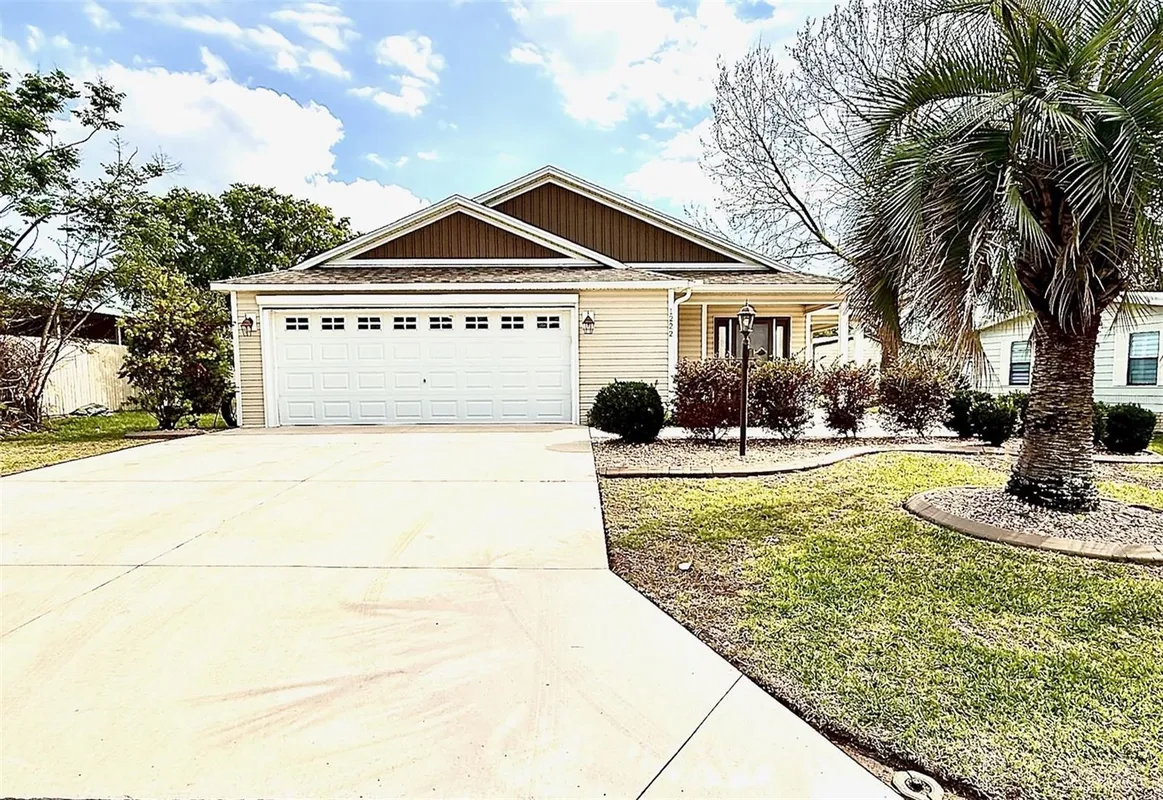 Property Slideshow image 1 of 21 | 1222 dustin dr, The Villages, FL, 32159