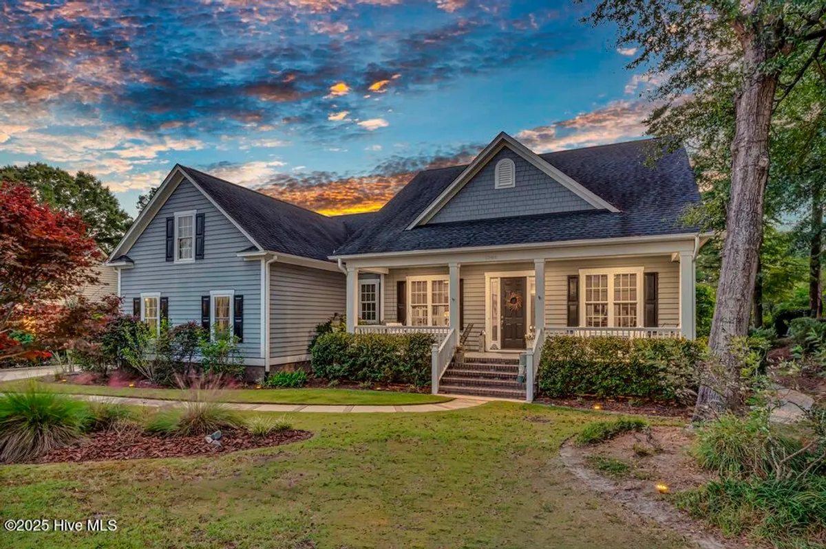 Property Slideshow image 1 of 77 | 1504 jupiter hills cir, Wilmington, NC, 28411