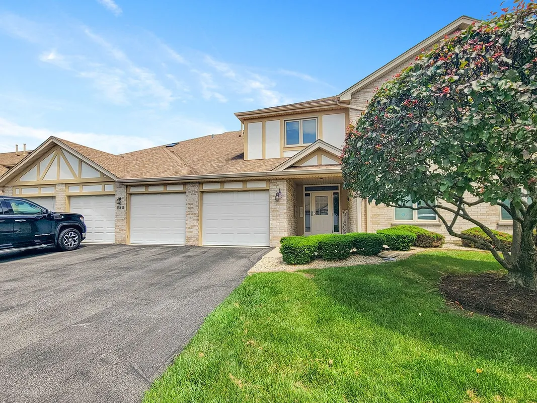 Property Slideshow image 1 of 19 | 18431 pine cone dr 1, Tinley Park, IL, 60477