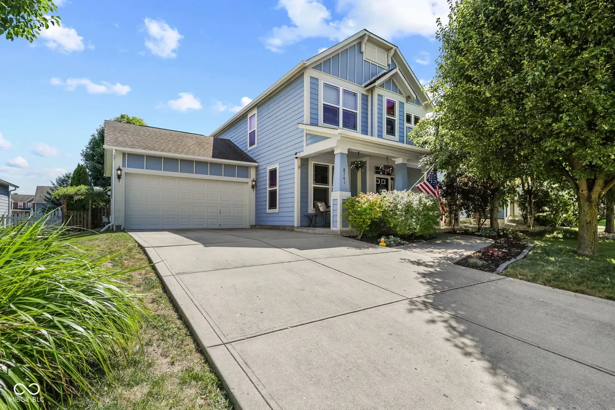 Property Slideshow image 1 of 19 | 8741 carver dr, Indianapolis, IN, 46239