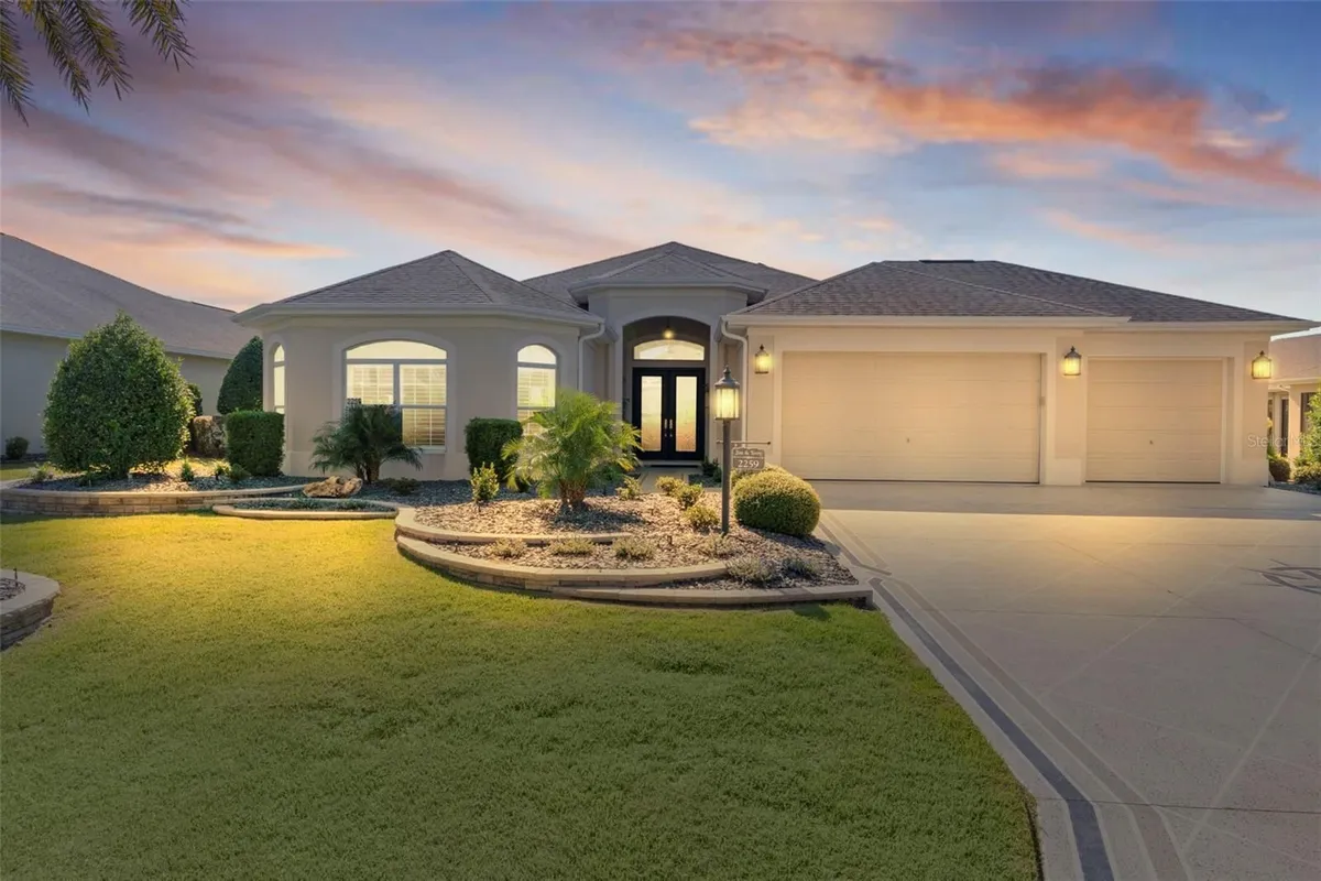 Property Slideshow image 1 of 69 | 2259 isleworth cir, The Villages, FL, 32163