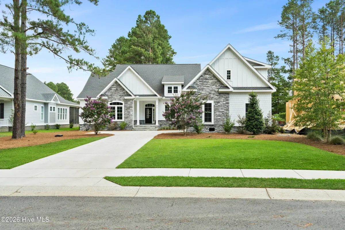 Property Slideshow image 1 of 67 | 378 autumn pheasant loop, Calabash, NC, 28467