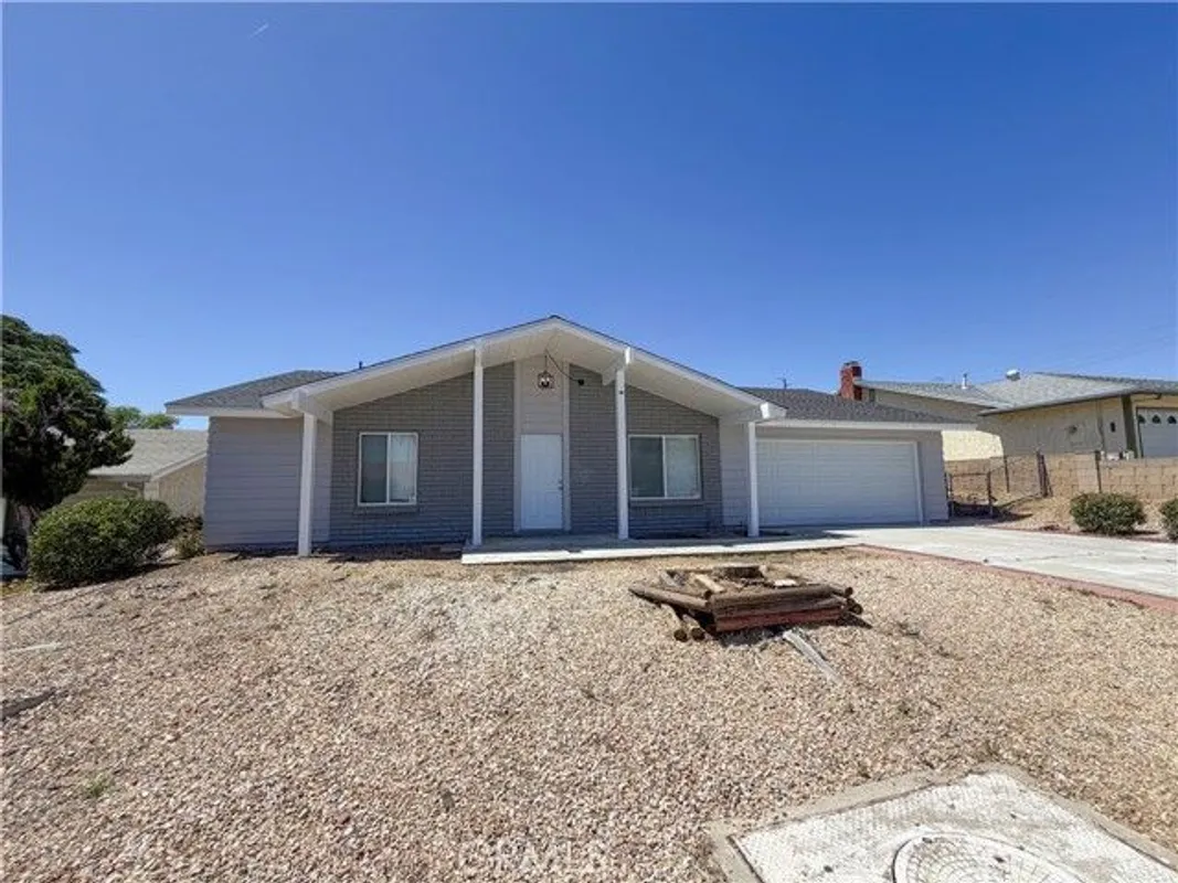 Property Slideshow image 1 of 38 | 26025 chambers ave, Menifee, CA, 92586