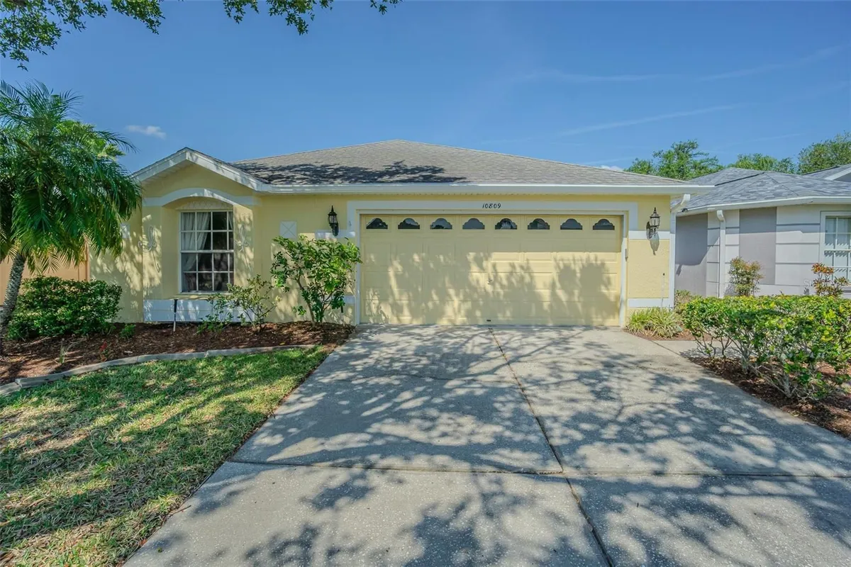 Property Slideshow image 1 of 47 | 10809 collar dr, San Antonio, FL, 33576