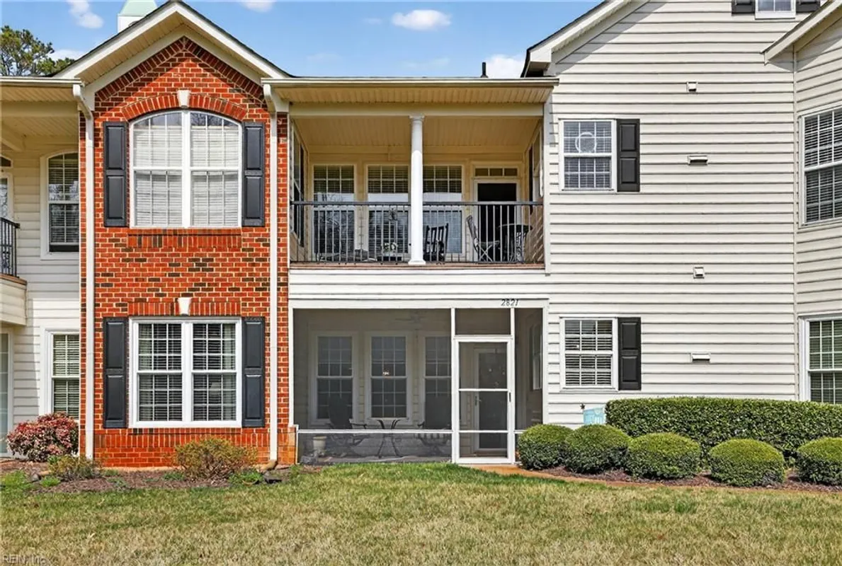 Property Slideshow image 1 of 36 | 2821 majestic oak ct, Virginia Beach, VA, 23456