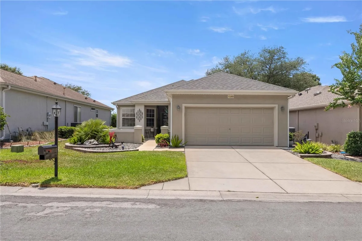 Property Slideshow image 1 of 76 | 13260 se 92nd court rd, Summerfield, FL, 34491