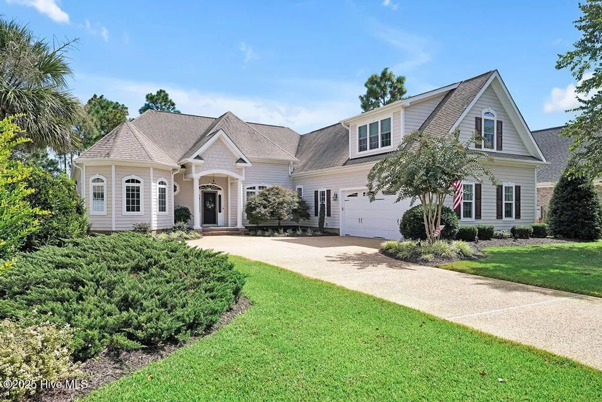 Property Slideshow image 1 of 84 | 8586 oak abbey trl, Leland, NC, 28451
