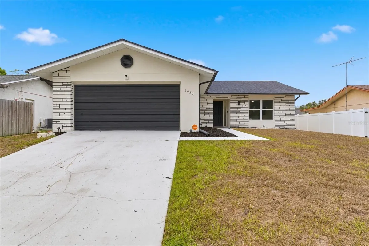 Property Slideshow image 1 of 22 | 8025 san fernando dr, Port Richey, FL, 34668
