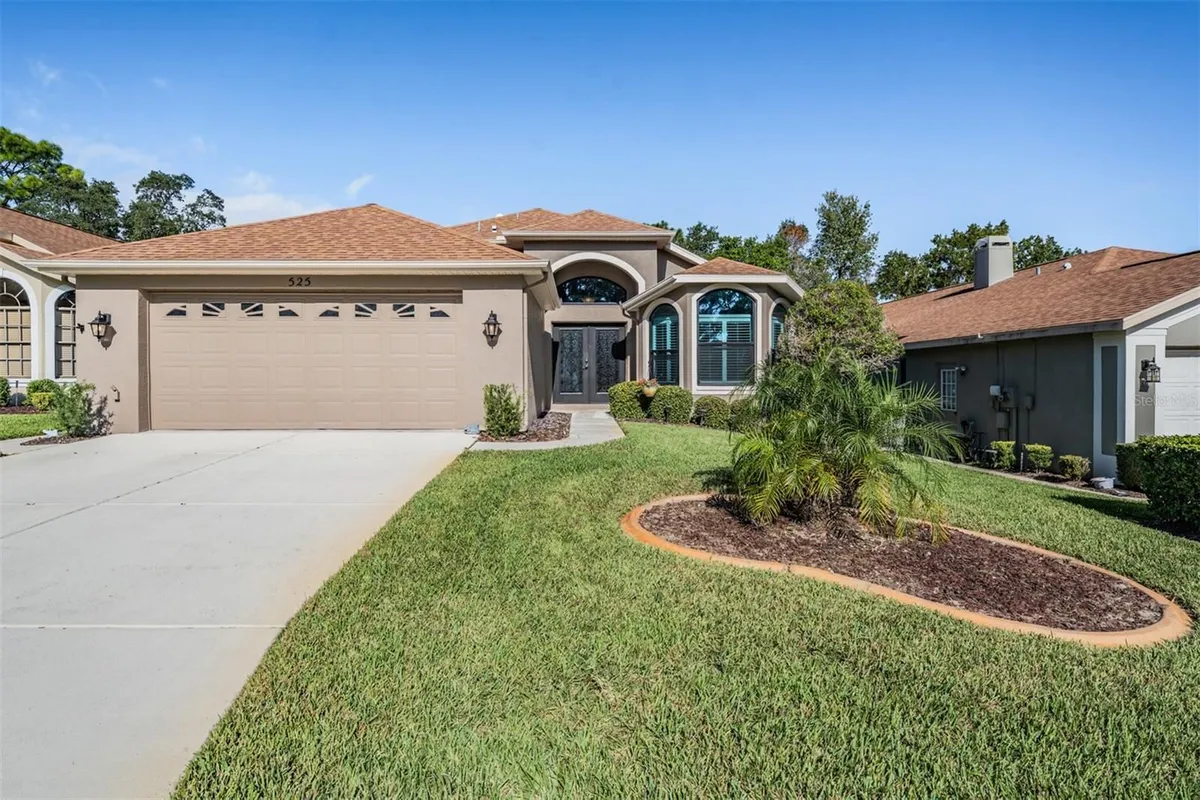 Property Slideshow image 1 of 57 | 525 bent oak ct, Spring Hill, FL, 34609