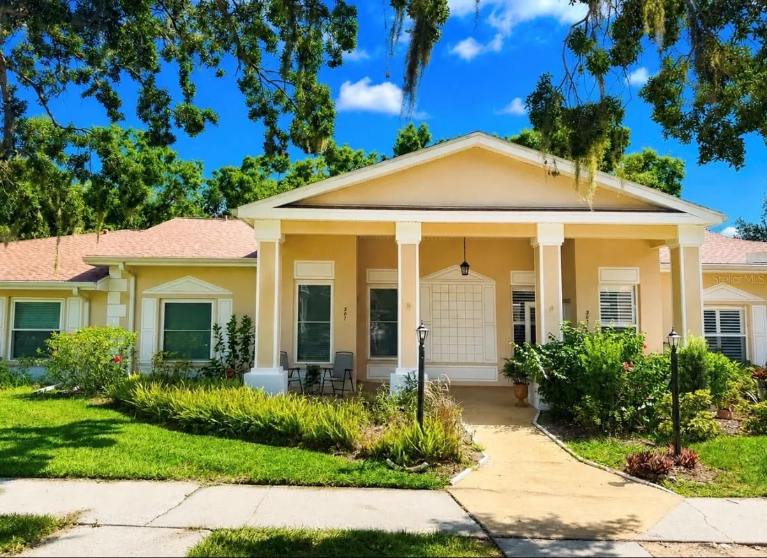 Property Slideshow image 1 of 31 | 307 kinneret way, Sun City Center, FL, 33573