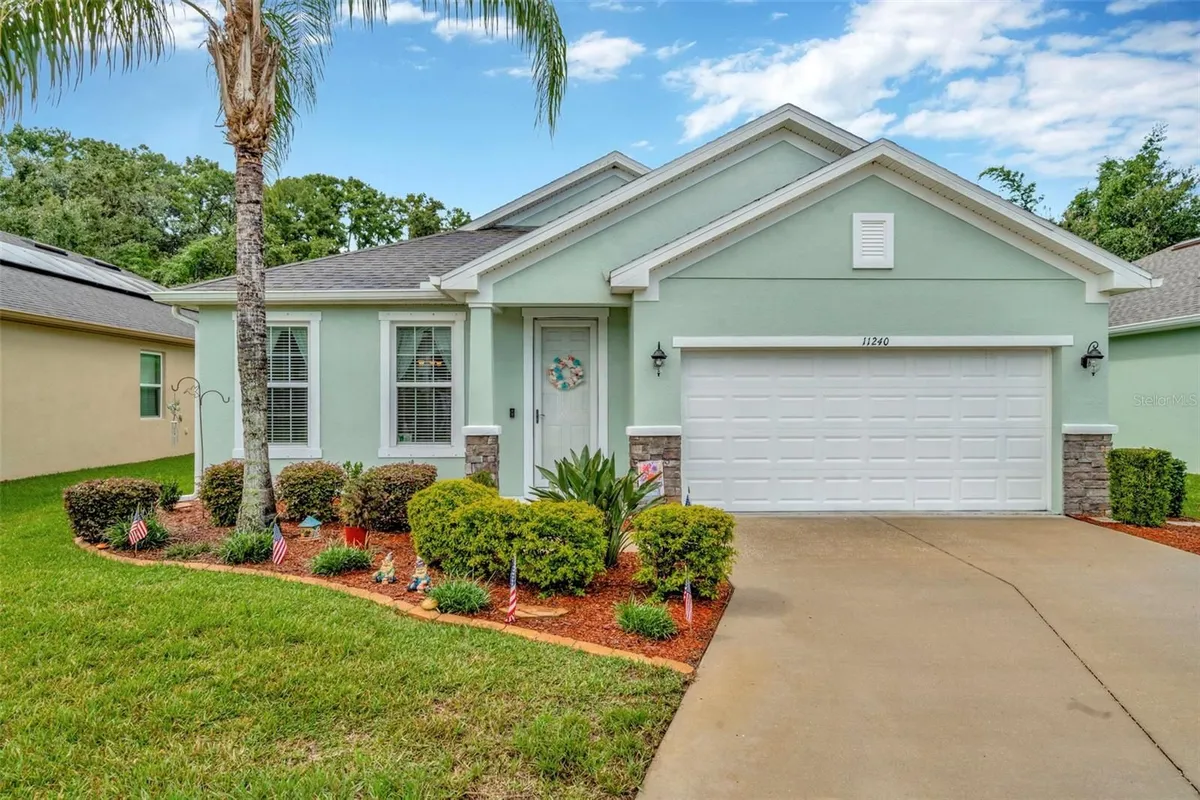 Property Slideshow image 1 of 41 | 11240 merganser way, New Port Richey, FL, 34654