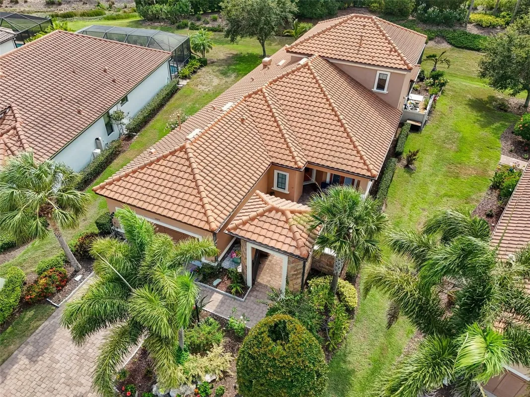 Property Slideshow image 1 of 46 | 12672 fontana loop, Bradenton, FL, 34211
