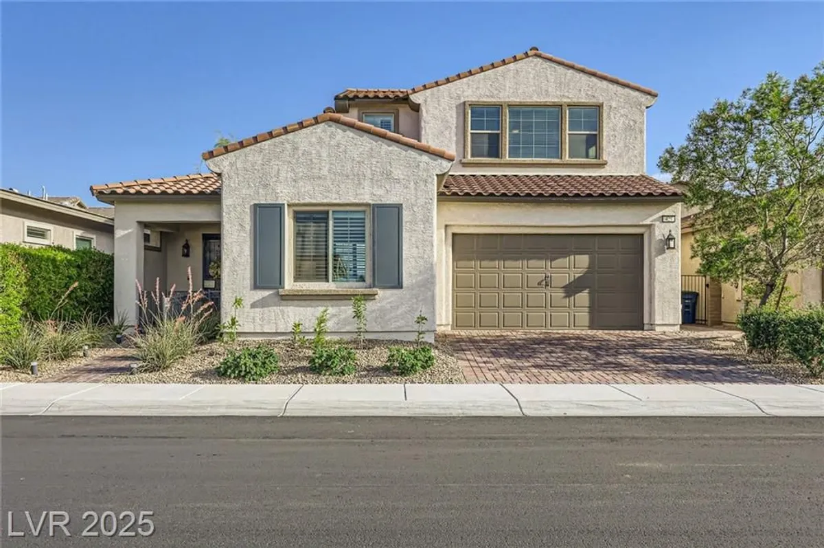 Property Slideshow image 1 of 40 | 429 open hill ave, Henderson, NV, 89011