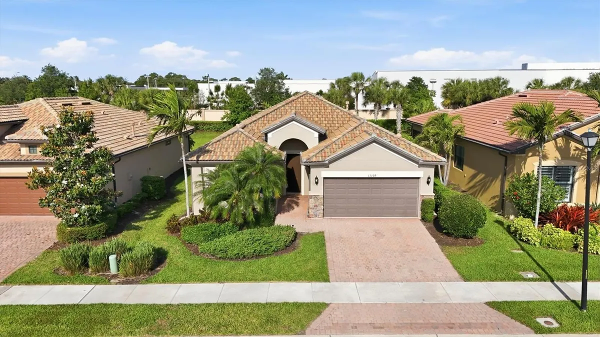 Property Slideshow image 1 of 45 | 11109 sandhill preserve dr, Sarasota, FL, 34238