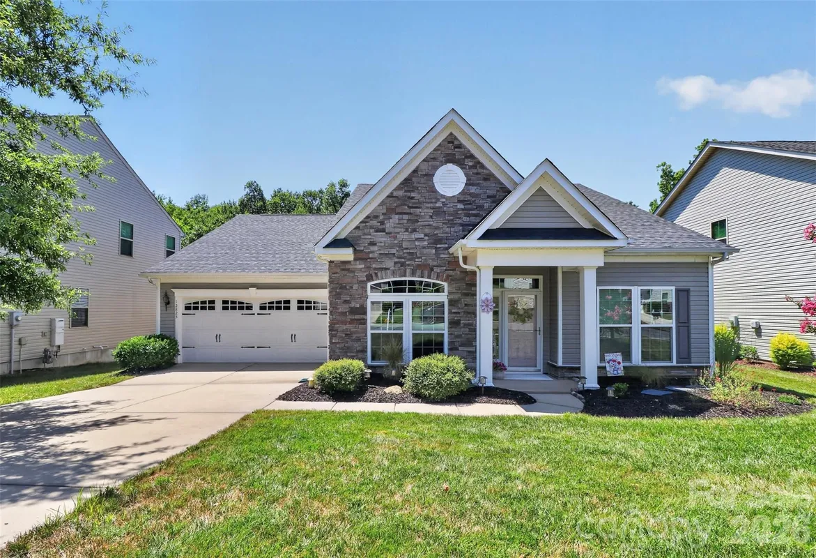 Property Slideshow image 1 of 41 | 12823 plumleaf dr, Charlotte, NC, 28213