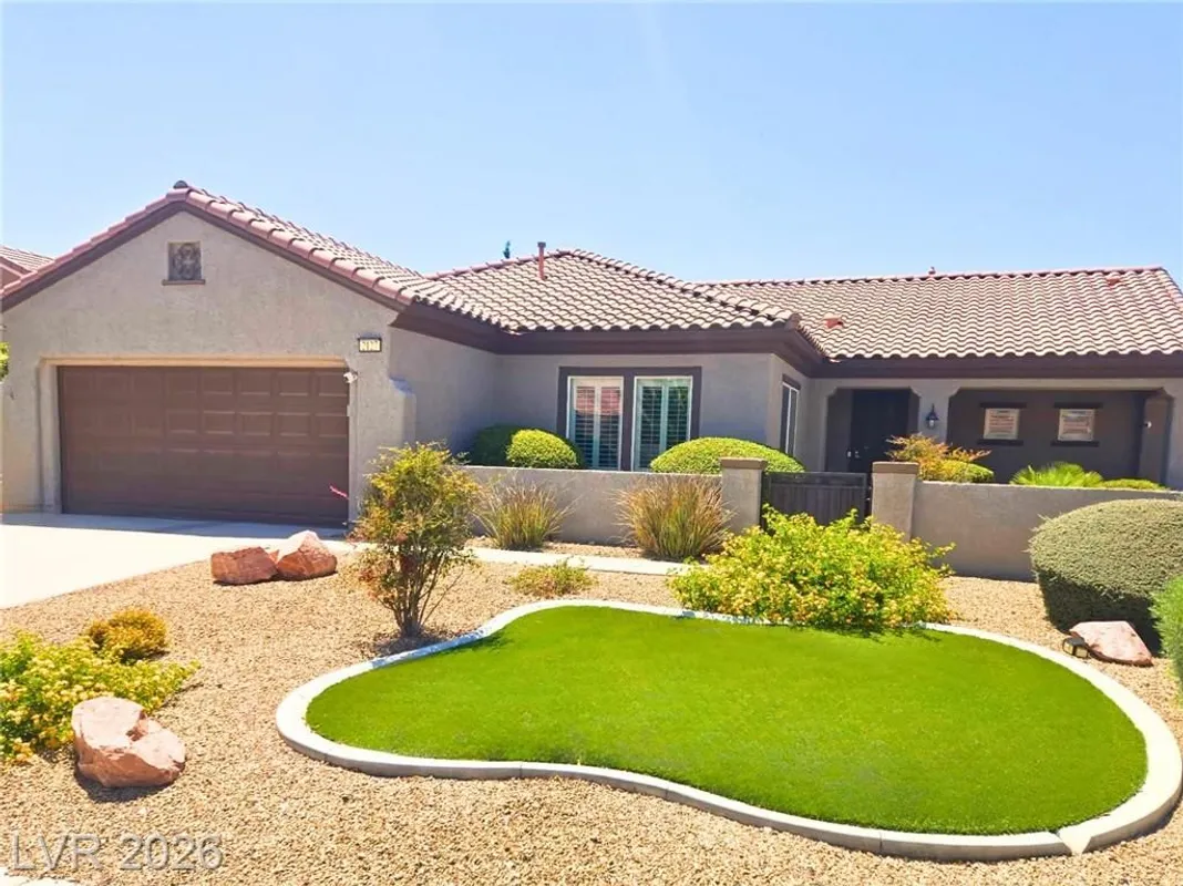 Property Slideshow image 1 of 8 | 2127 waterton rivers dr, Henderson, NV, 89044