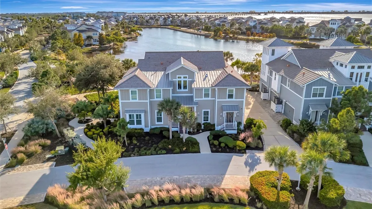 Property Slideshow image 1 of 88 | 246 sapphire lake dr 201, Bradenton, FL, 34209