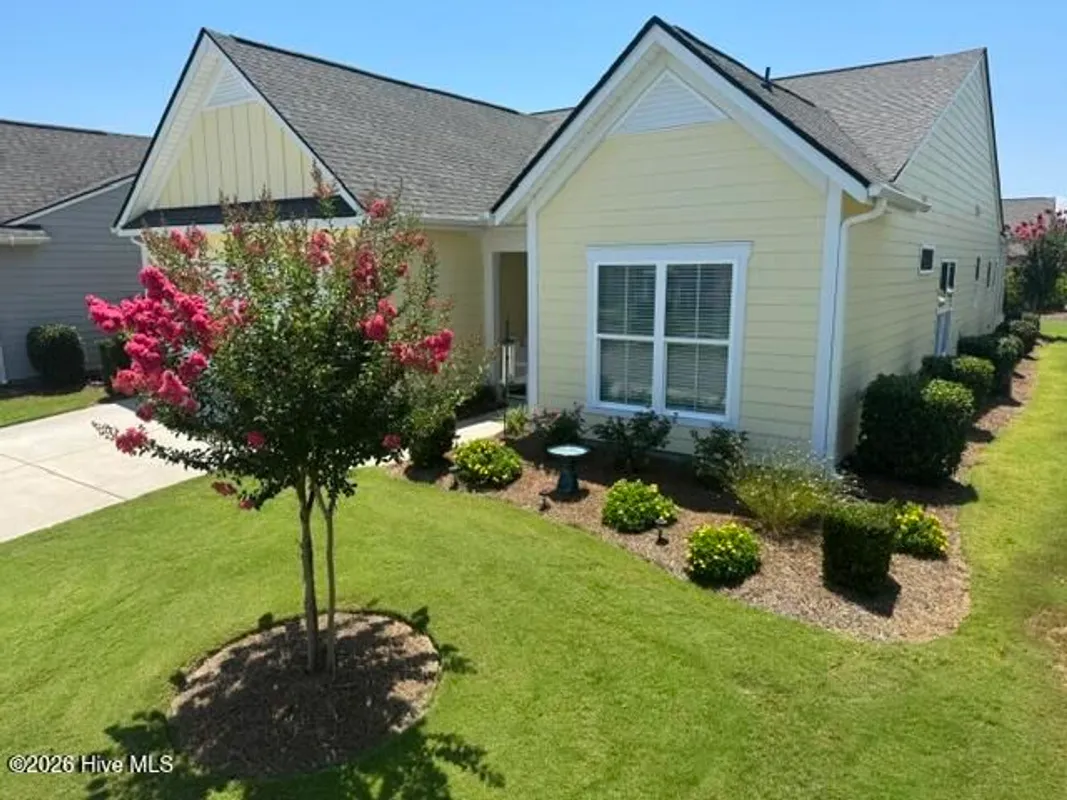 Property Slideshow image 1 of 54 | 4008 ruddy duck way, Wilmington, NC, 28412