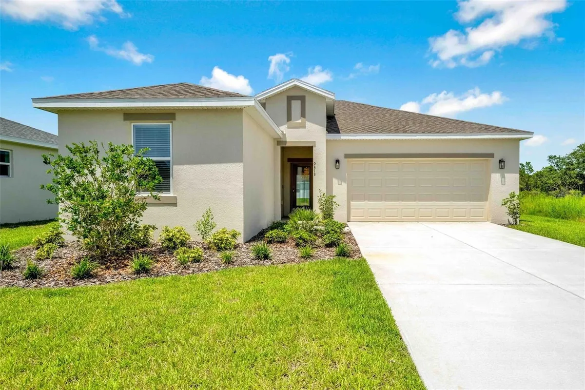 Property Slideshow image 1 of 76 | 9313 gentle ben ct, Weeki Wachee, FL, 34613