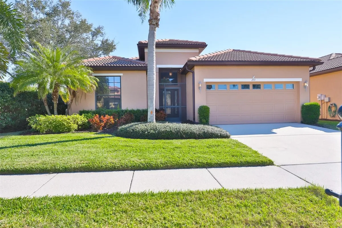 Property Slideshow image 1 of 66 | 250 silver falls dr, Apollo Beach, FL, 33572