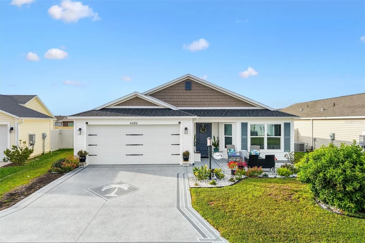 Property Slideshow image 1 of 39 | 4280 canova draney loop, The Villages, FL, 32163
