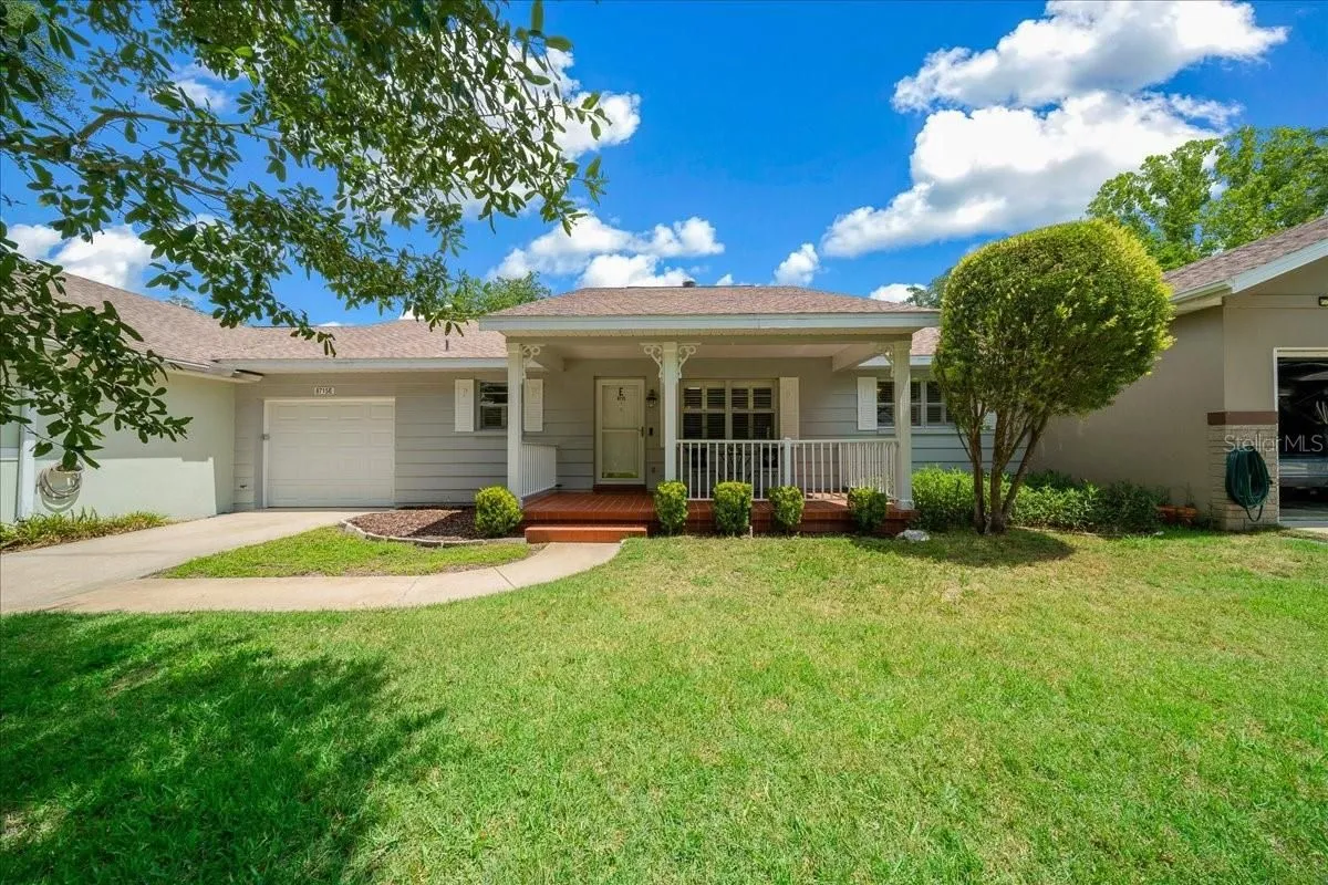 Property Slideshow image 1 of 80 | 8715 sw 97th st e, Ocala, FL, 34481