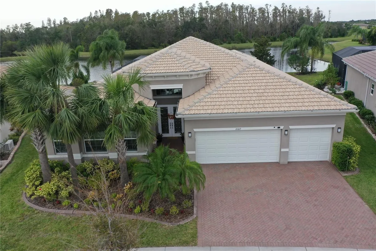 Property Slideshow image 1 of 87 | 16015 cape coral dr, Wimauma, FL, 33598