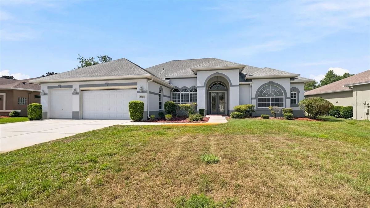 Property Slideshow image 1 of 74 | 8722 mississippi run, Weeki Wachee, FL, 34613
