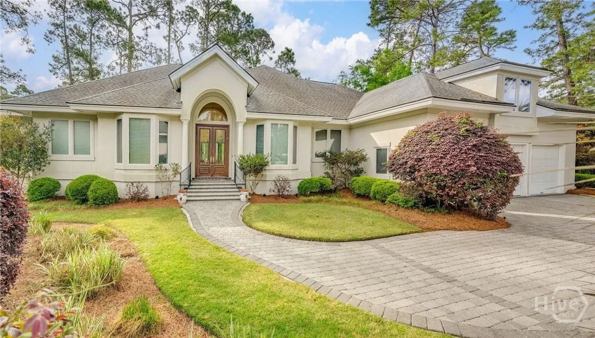 Property Slideshow image 1 of 35 | 5 sparkleberry ln, Savannah, GA, 31411