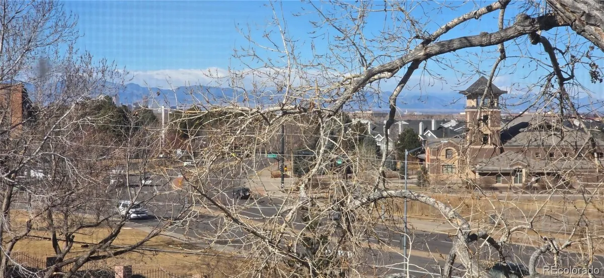 Property Slideshow image 1 of 33 | 585 s alton way apt 4d, Denver, CO, 80247