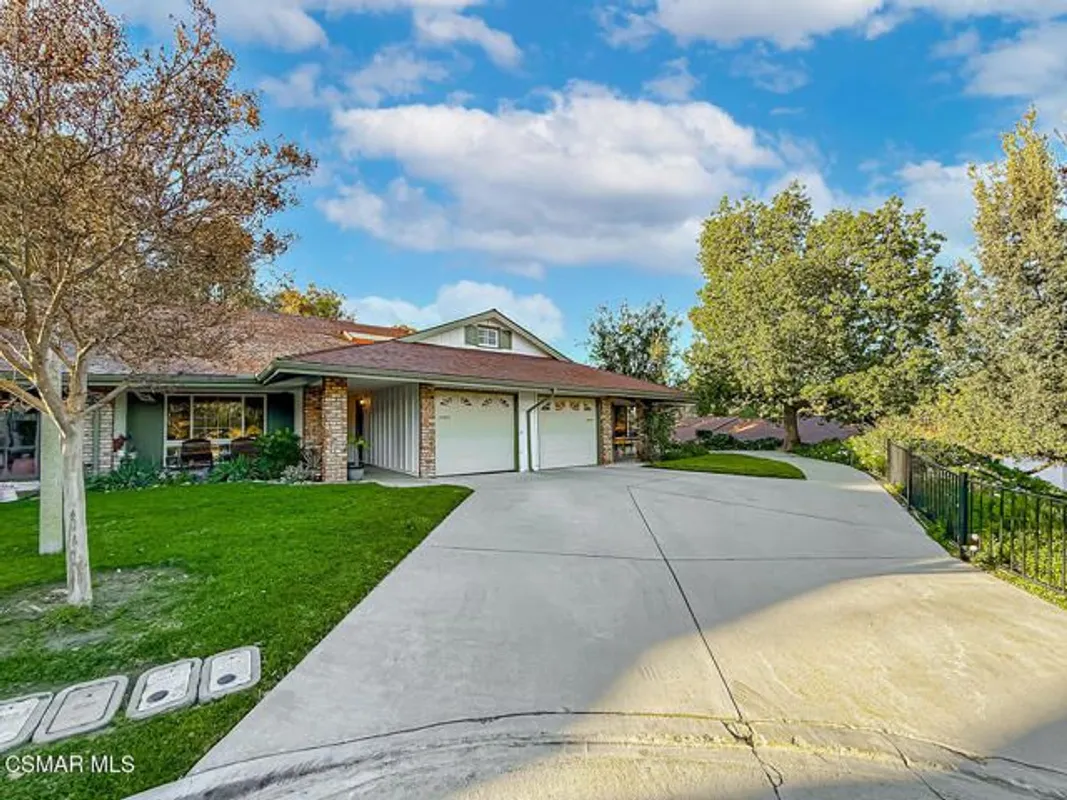 Property Slideshow image 1 of 56 | 19337 oak plaza ct, Newhall, CA, 91321