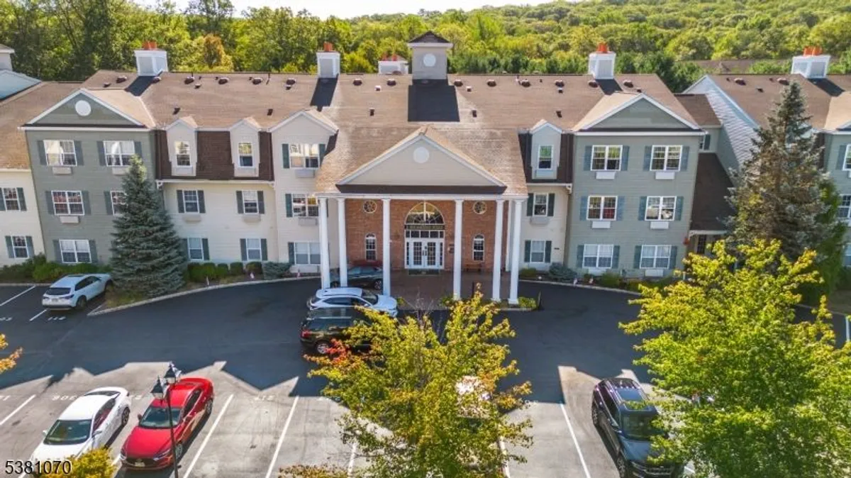 Property Slideshow image 1 of 32 | 2 richmond rd apt 210 210, West Milford, NJ, 07480