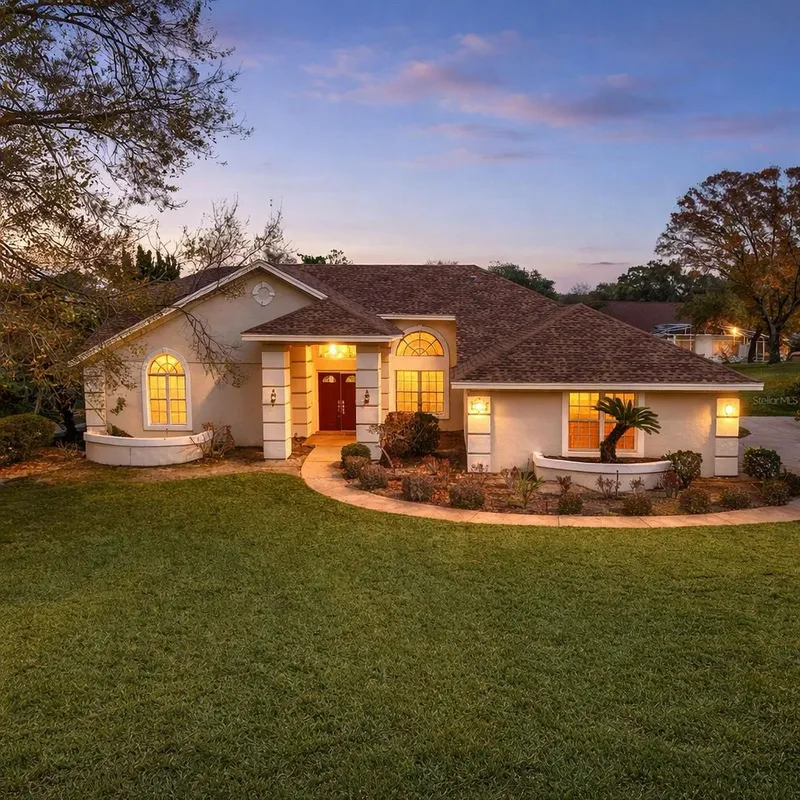 Property Slideshow image 1 of 56 | 5321 greens dr, Lady Lake, FL, 32159