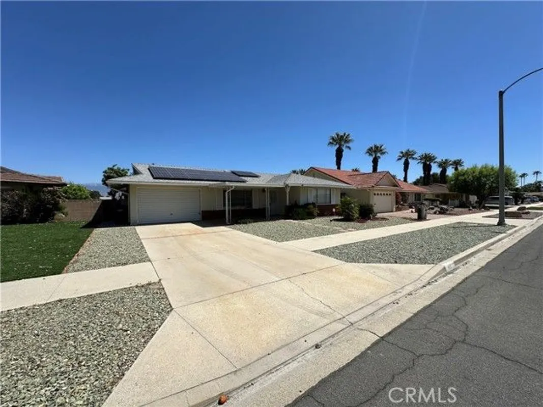 Property Slideshow image 1 of 19 | 410 panorama dr, Hemet, CA, 92543