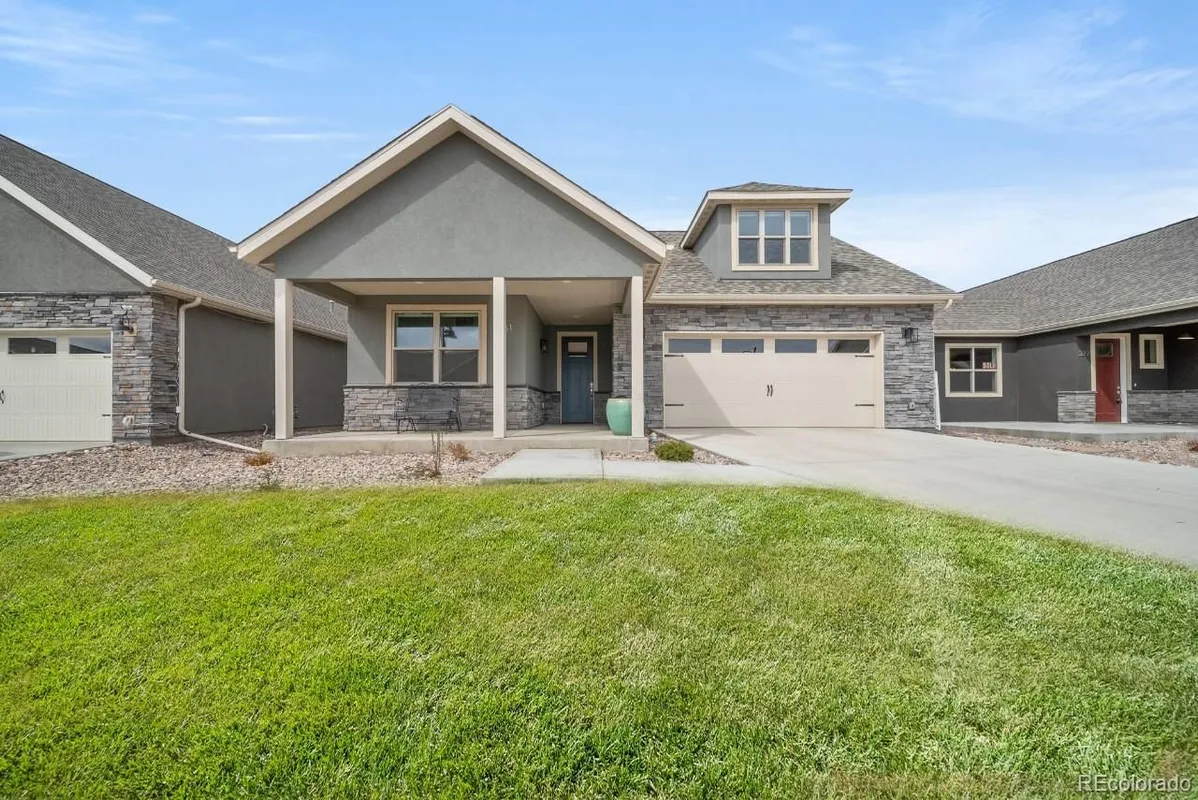 Property Slideshow image 1 of 40 | 331 josef cir, Fort Lupton, CO, 80621