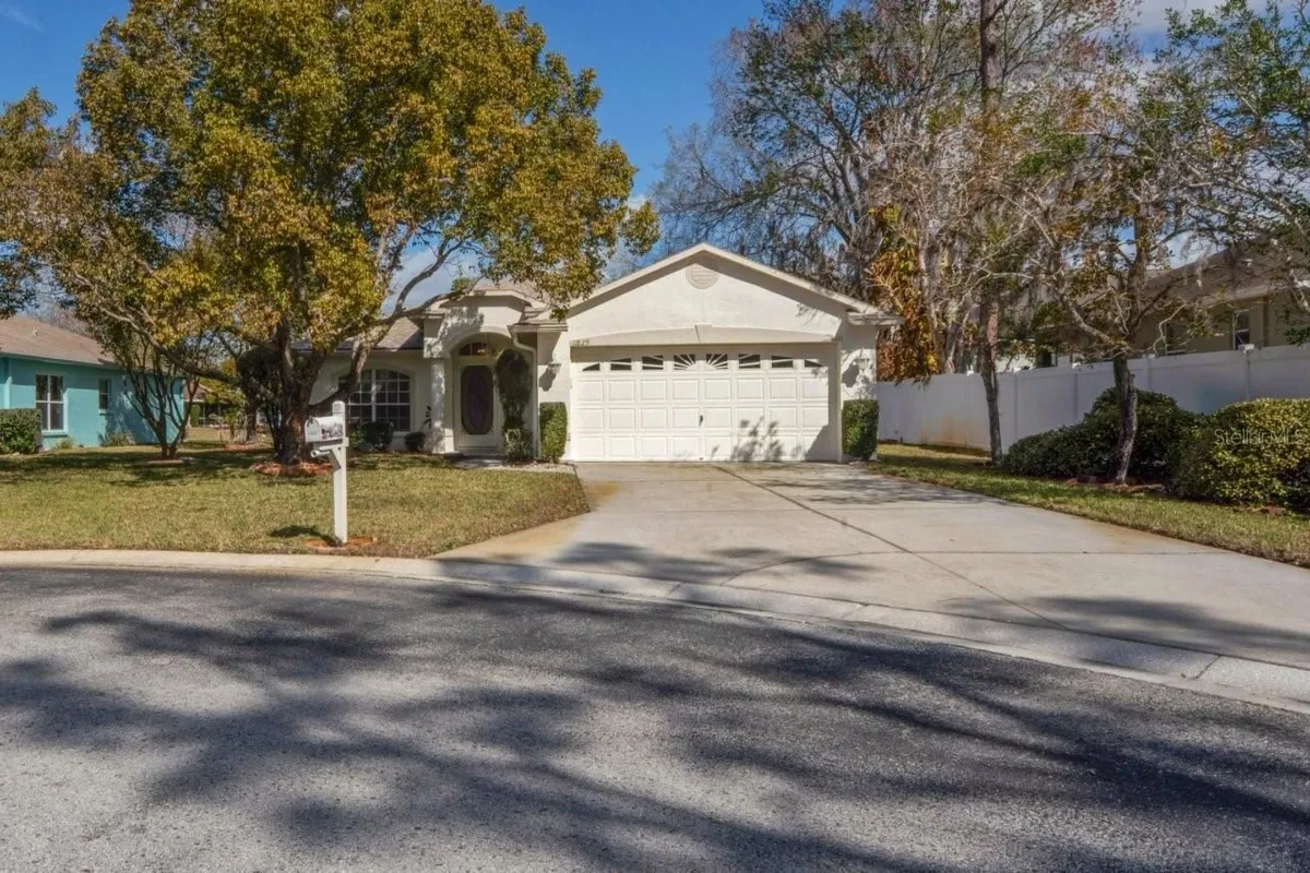 Property Slideshow image 1 of 73 | 11829 ivywood pl, New Port Richey, FL, 34654