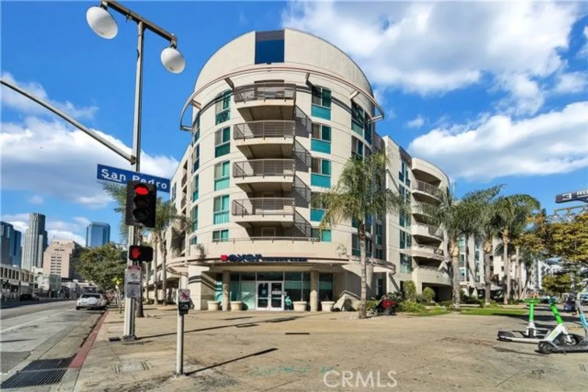 Property Slideshow image 1 of 48 | 267 s san pedro st 218, Los Angeles, CA, 90012