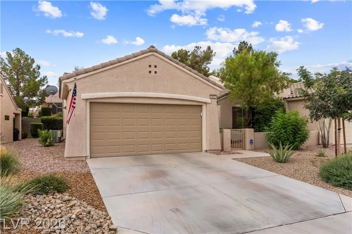 Property Slideshow image 1 of 31 | 2625 langford ave, Henderson, NV, 89052