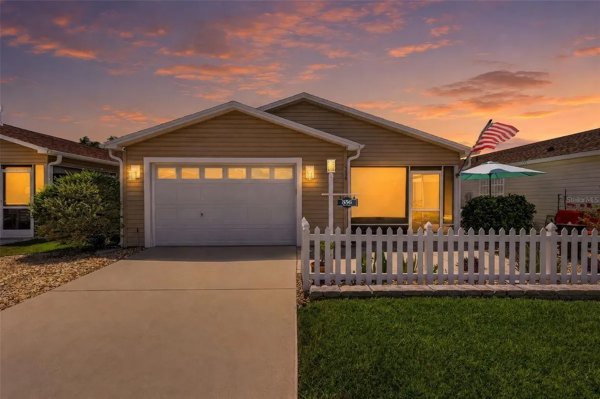 Property Slideshow image 1 of 45 | 356 katherine pl, The Villages, FL, 32162