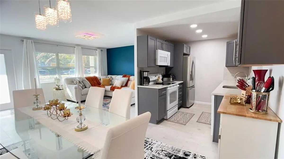 Property Slideshow image 1 of 49 | 1069 newport q # 1069, Deerfield Beach, FL, 33442