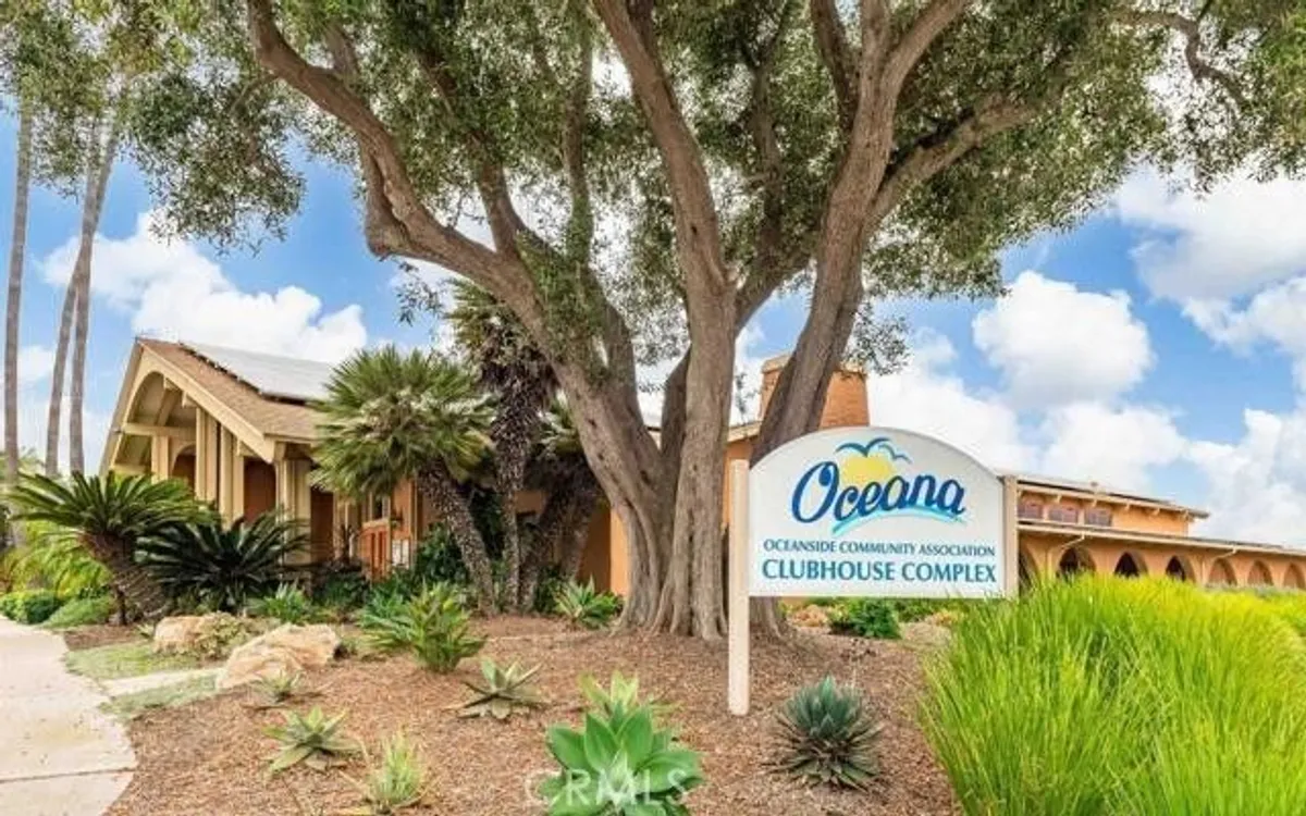 Property Slideshow image 1 of 35 | 3760 vista campana 81, Oceanside, CA, 92057