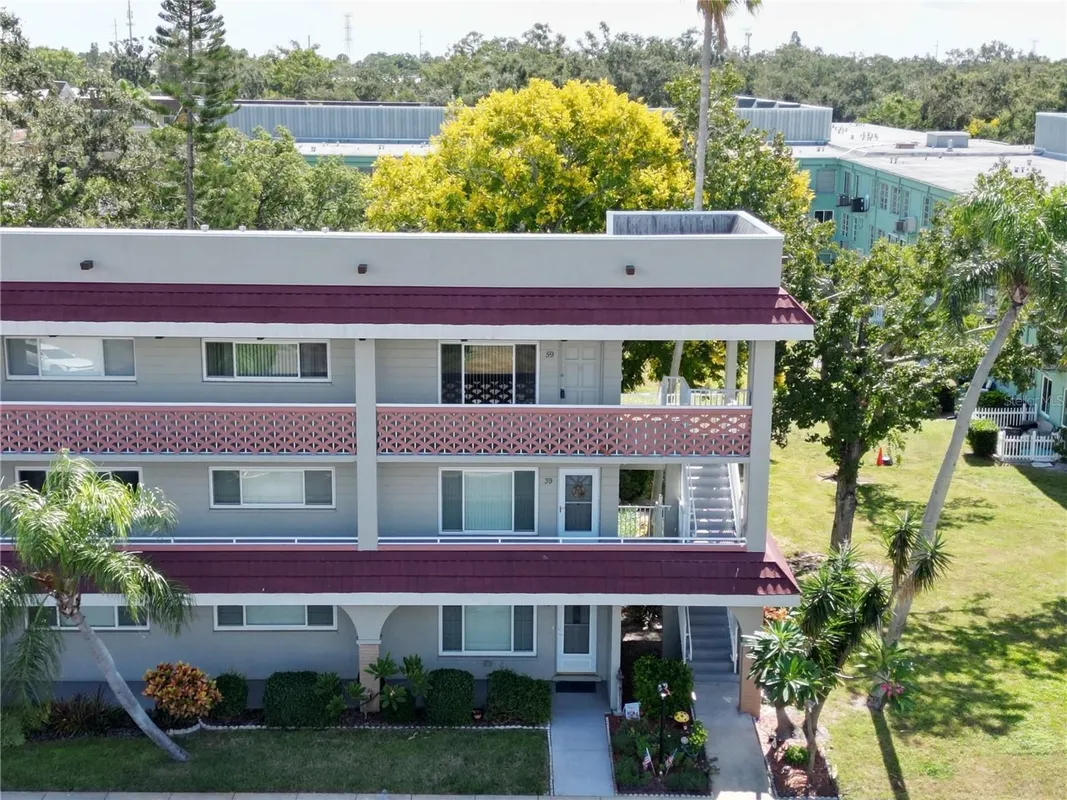 Property Slideshow image 1 of 17 | 2073 denmark st 59, Clearwater, FL, 33763