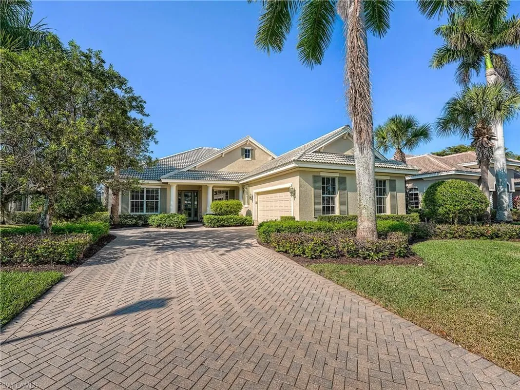Property Slideshow image 1 of 49 | 3430 shady bnd, Fort Myers, FL, 33905